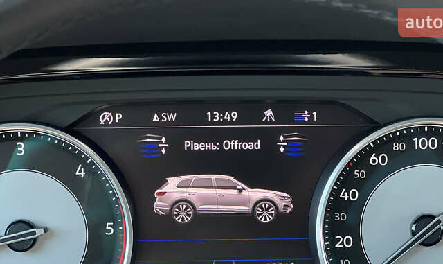 Черный Фольксваген Туарег, объемом двигателя 3 л и пробегом 143 тыс. км за 46000 $, фото 67 на Automoto.ua