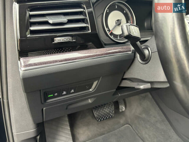 Черный Фольксваген Туарег, объемом двигателя 2.97 л и пробегом 133 тыс. км за 46900 $, фото 17 на Automoto.ua