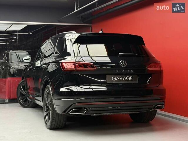 Чорний Фольксваген Туарег, об'ємом двигуна 3 л та пробігом 154 тис. км за 56900 $, фото 20 на Automoto.ua