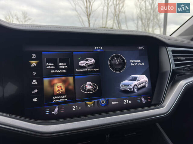 Черный Фольксваген Туарег, объемом двигателя 2.97 л и пробегом 108 тыс. км за 58500 $, фото 60 на Automoto.ua