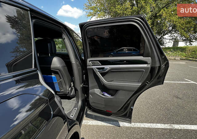 Черный Фольксваген Туарег, объемом двигателя 3 л и пробегом 171 тыс. км за 51999 $, фото 34 на Automoto.ua