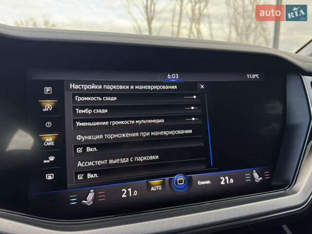 Черный Фольксваген Туарег, объемом двигателя 2.97 л и пробегом 108 тыс. км за 58500 $, фото 44 на Automoto.ua