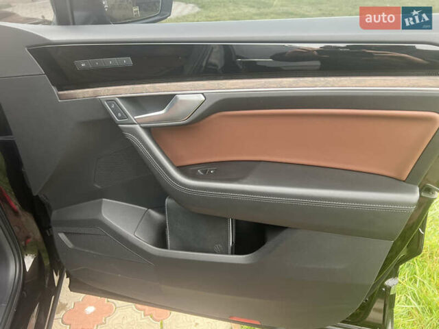 Черный Фольксваген Туарег, объемом двигателя 3 л и пробегом 142 тыс. км за 53700 $, фото 7 на Automoto.ua