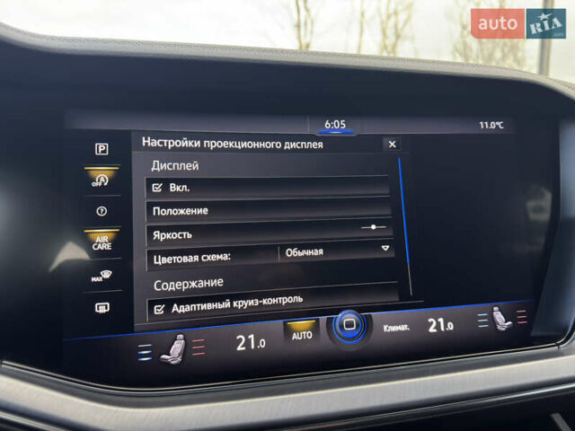 Черный Фольксваген Туарег, объемом двигателя 2.97 л и пробегом 108 тыс. км за 58500 $, фото 42 на Automoto.ua