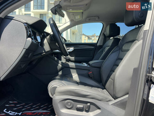 Черный Фольксваген Туарег, объемом двигателя 3 л и пробегом 143 тыс. км за 46000 $, фото 21 на Automoto.ua