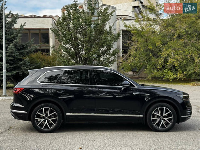 Чорний Фольксваген Туарег, об'ємом двигуна 2.97 л та пробігом 108 тис. км за 57800 $, фото 20 на Automoto.ua