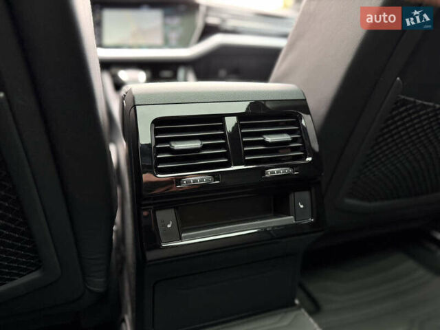 Чорний Фольксваген Туарег, об'ємом двигуна 3 л та пробігом 143 тис. км за 57900 $, фото 94 на Automoto.ua