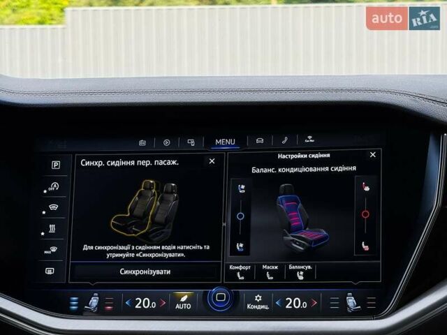 Черный Фольксваген Туарег, объемом двигателя 3 л и пробегом 142 тыс. км за 55999 $, фото 97 на Automoto.ua