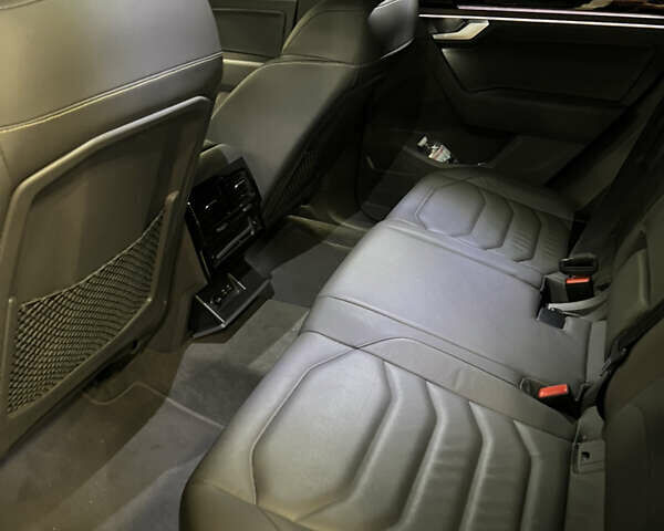 Черный Фольксваген Туарег, объемом двигателя 3 л и пробегом 75 тыс. км за 66500 $, фото 12 на Automoto.ua