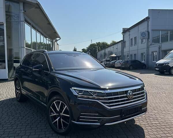 Черный Фольксваген Туарег, объемом двигателя 2.97 л и пробегом 2 тыс. км за 73000 $, фото 4 на Automoto.ua