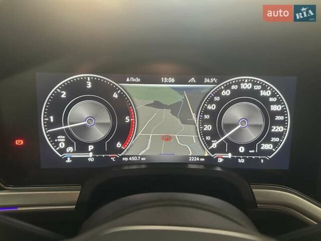 Черный Фольксваген Туарег, объемом двигателя 2.97 л и пробегом 2 тыс. км за 73000 $, фото 20 на Automoto.ua