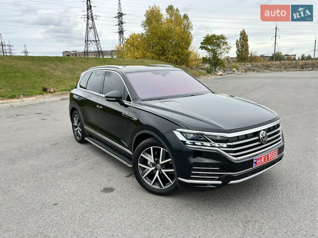 Черный Фольксваген Туарег, объемом двигателя 2.97 л и пробегом 39 тыс. км за 62500 $, фото 10 на Automoto.ua