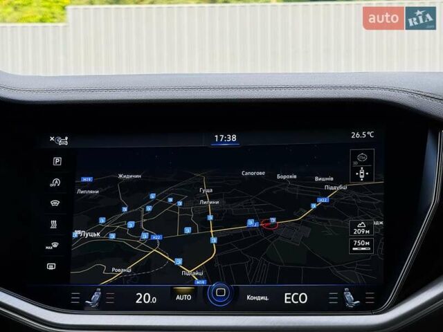 Черный Фольксваген Туарег, объемом двигателя 3 л и пробегом 142 тыс. км за 55999 $, фото 85 на Automoto.ua