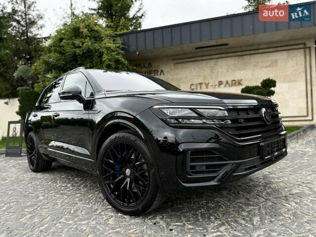Чорний Фольксваген Туарег, об'ємом двигуна 3 л та пробігом 143 тис. км за 57900 $, фото 1 на Automoto.ua