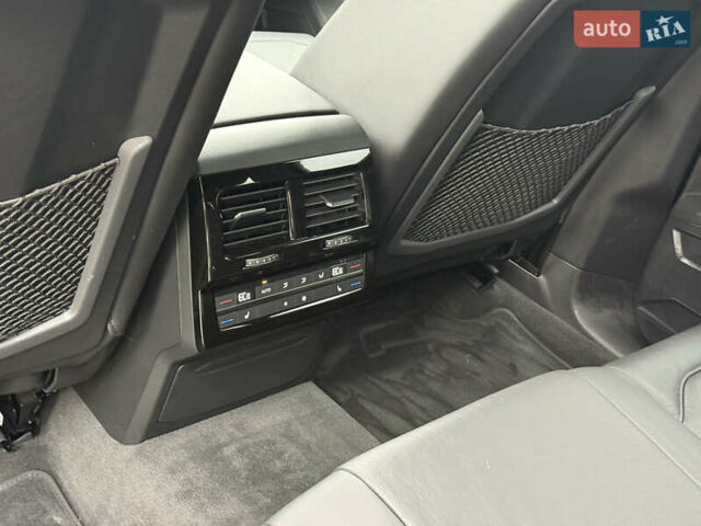 Чорний Фольксваген Туарег, об'ємом двигуна 3 л та пробігом 137 тис. км за 58000 $, фото 36 на Automoto.ua