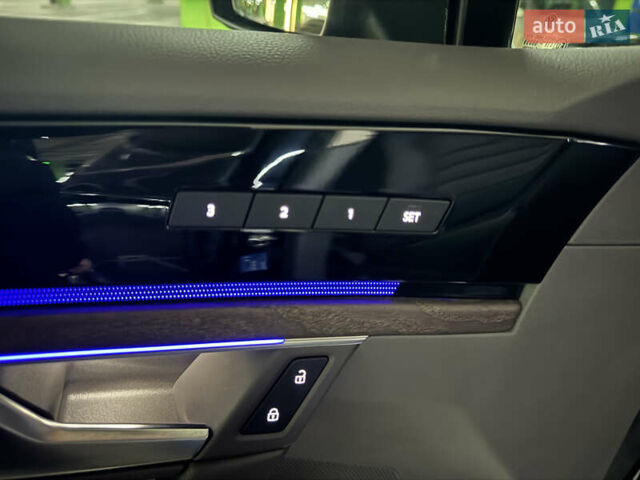 Черный Фольксваген Туарег, объемом двигателя 2.99 л и пробегом 9 тыс. км за 64000 $, фото 27 на Automoto.ua