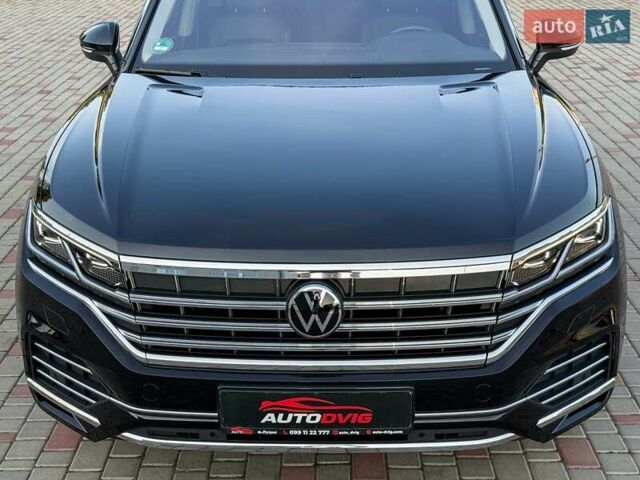 Черный Фольксваген Туарег, объемом двигателя 3 л и пробегом 142 тыс. км за 55999 $, фото 10 на Automoto.ua