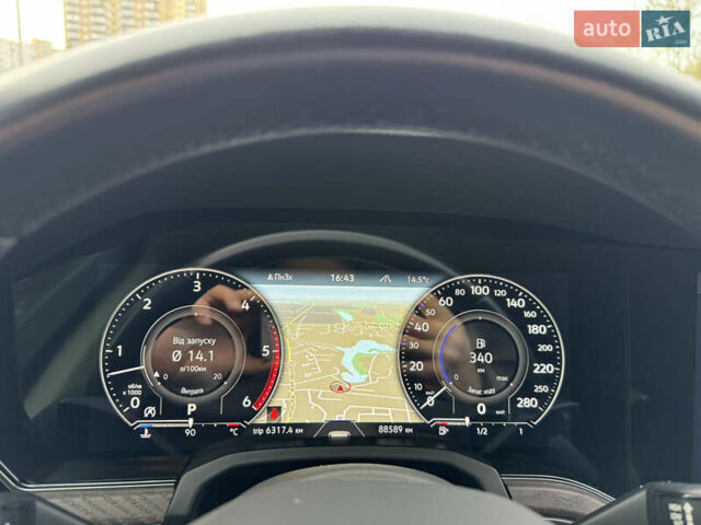 Черный Фольксваген Туарег, объемом двигателя 2.97 л и пробегом 88 тыс. км за 58000 $, фото 10 на Automoto.ua