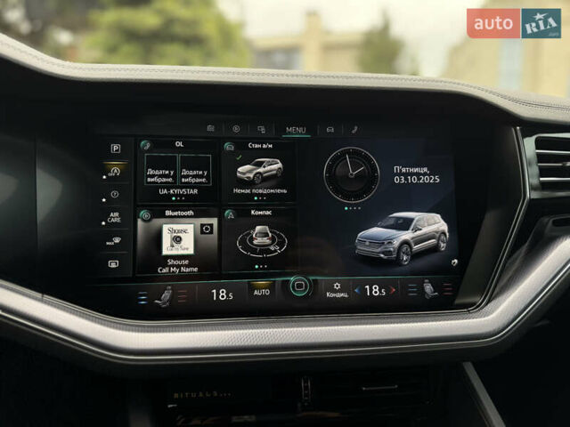 Чорний Фольксваген Туарег, об'ємом двигуна 3 л та пробігом 143 тис. км за 57900 $, фото 67 на Automoto.ua