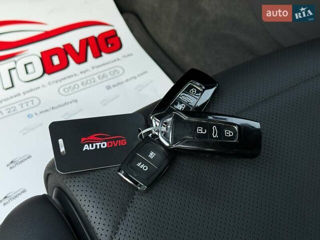 Черный Фольксваген Туарег, объемом двигателя 3 л и пробегом 142 тыс. км за 55999 $, фото 39 на Automoto.ua