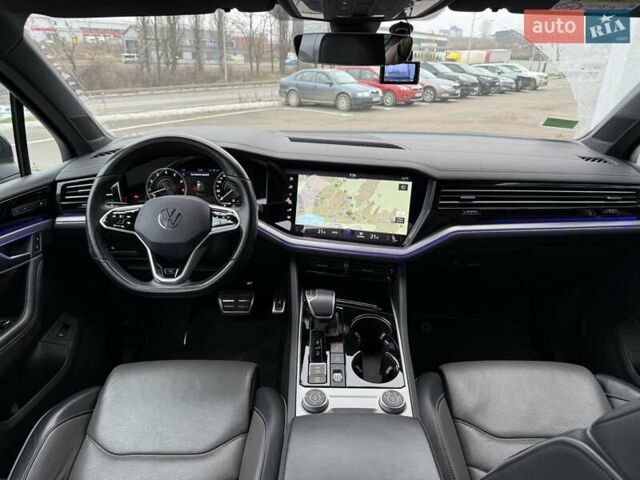 Чорний Фольксваген Туарег, об'ємом двигуна 2.99 л та пробігом 80 тис. км за 59900 $, фото 21 на Automoto.ua