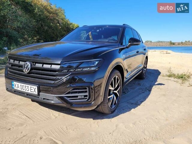Чорний Фольксваген Туарег, об'ємом двигуна 3 л та пробігом 120 тис. км за 59900 $, фото 1 на Automoto.ua