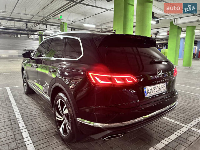 Черный Фольксваген Туарег, объемом двигателя 2.99 л и пробегом 9 тыс. км за 64000 $, фото 12 на Automoto.ua