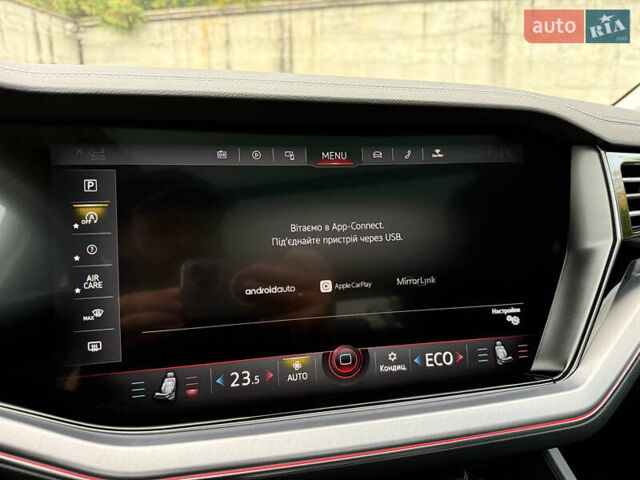 Черный Фольксваген Туарег, объемом двигателя 3 л и пробегом 105 тыс. км за 59500 $, фото 100 на Automoto.ua