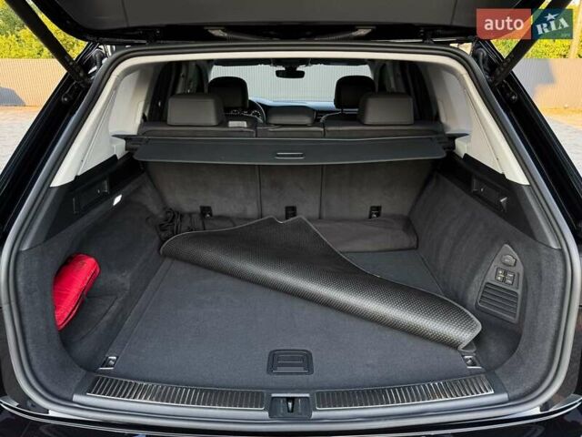 Черный Фольксваген Туарег, объемом двигателя 3 л и пробегом 142 тыс. км за 55999 $, фото 65 на Automoto.ua