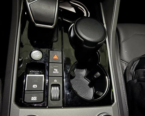 Черный Фольксваген Туарег, объемом двигателя 2.99 л и пробегом 9 тыс. км за 64000 $, фото 51 на Automoto.ua