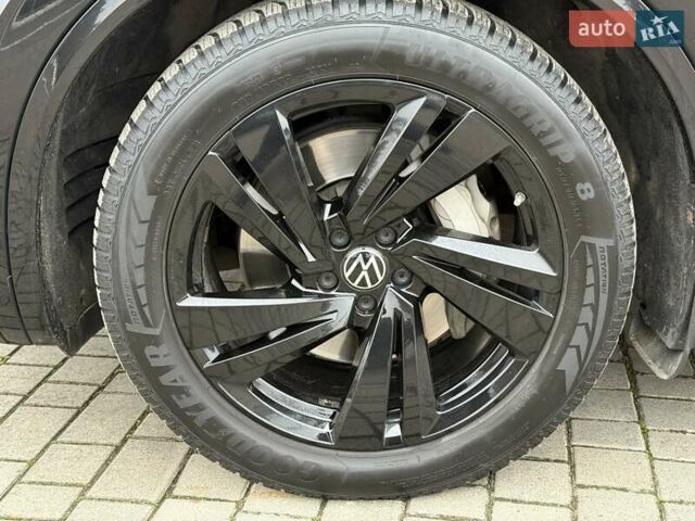 Чорний Фольксваген Туарег, об'ємом двигуна 2.99 л та пробігом 80 тис. км за 59900 $, фото 13 на Automoto.ua