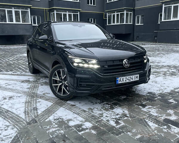 Черный Фольксваген Туарег, объемом двигателя 3 л и пробегом 70 тыс. км за 60000 $, фото 11 на Automoto.ua