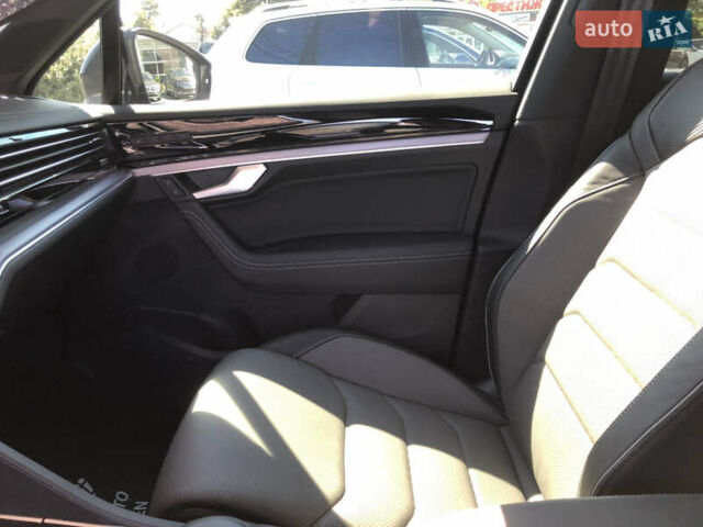 Черный Фольксваген Туарег, объемом двигателя 3 л и пробегом 2 тыс. км за 86000 $, фото 8 на Automoto.ua