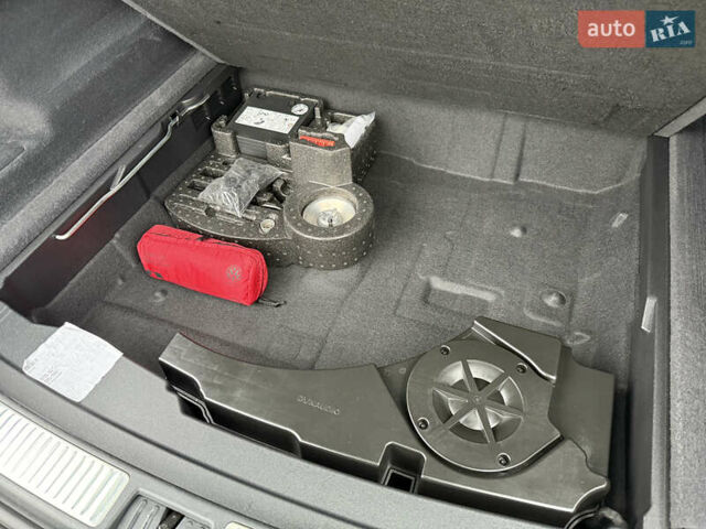 Черный Фольксваген Туарег, объемом двигателя 3 л и пробегом 105 тыс. км за 59500 $, фото 65 на Automoto.ua