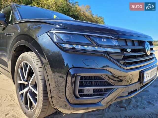 Чорний Фольксваген Туарег, об'ємом двигуна 3 л та пробігом 120 тис. км за 59900 $, фото 12 на Automoto.ua
