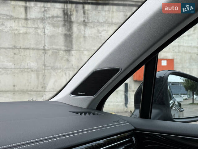 Черный Фольксваген Туарег, объемом двигателя 3 л и пробегом 105 тыс. км за 59500 $, фото 98 на Automoto.ua