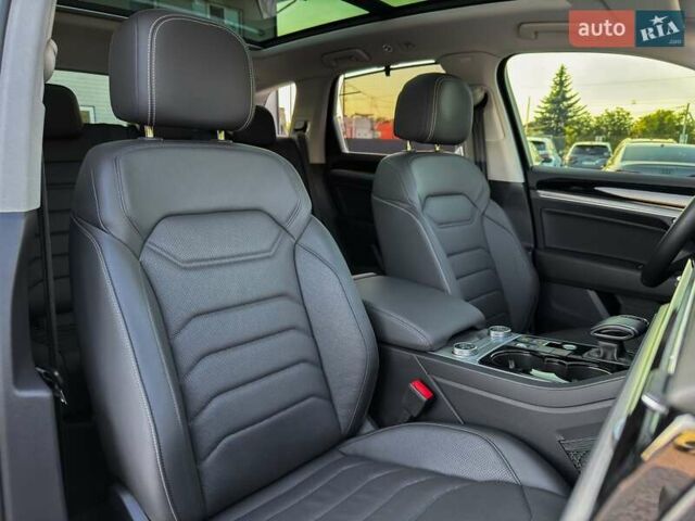 Черный Фольксваген Туарег, объемом двигателя 3 л и пробегом 142 тыс. км за 55999 $, фото 78 на Automoto.ua