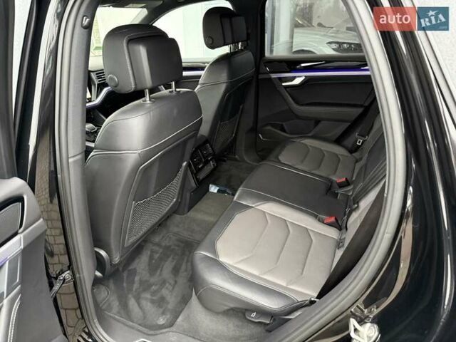 Чорний Фольксваген Туарег, об'ємом двигуна 2.99 л та пробігом 80 тис. км за 59900 $, фото 20 на Automoto.ua