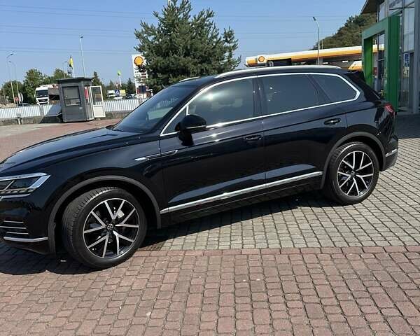 Черный Фольксваген Туарег, объемом двигателя 2.97 л и пробегом 2 тыс. км за 73000 $, фото 9 на Automoto.ua