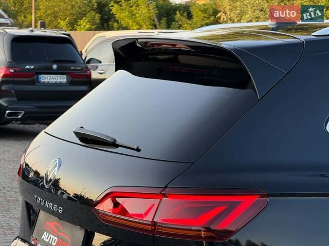 Черный Фольксваген Туарег, объемом двигателя 3 л и пробегом 142 тыс. км за 55999 $, фото 24 на Automoto.ua