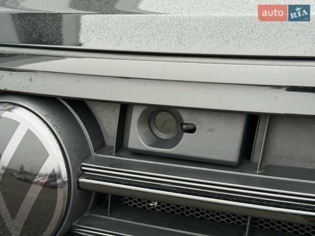 Чорний Фольксваген Туарег, об'ємом двигуна 2.99 л та пробігом 80 тис. км за 59900 $, фото 12 на Automoto.ua