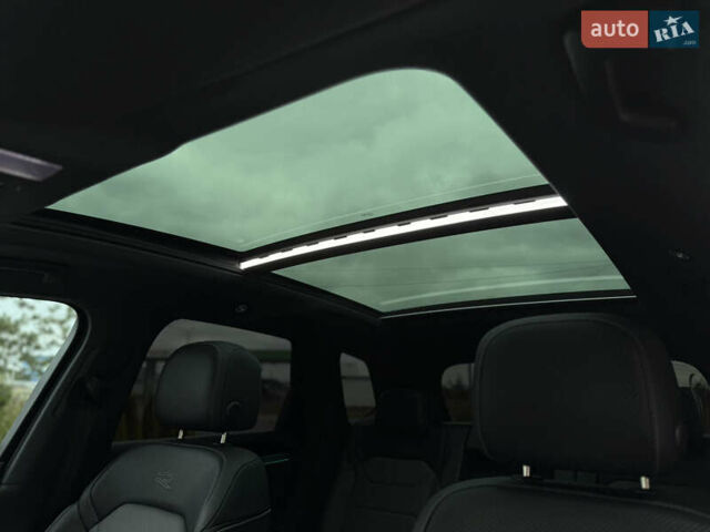 Чорний Фольксваген Туарег, об'ємом двигуна 3 л та пробігом 143 тис. км за 57900 $, фото 51 на Automoto.ua