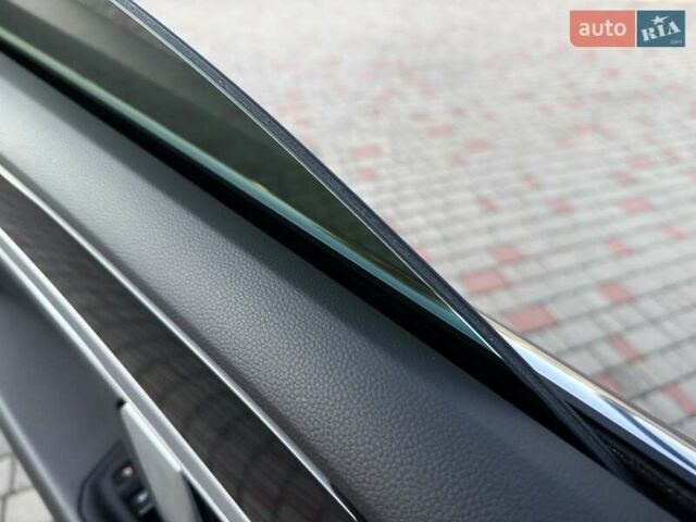 Черный Фольксваген Туарег, объемом двигателя 3 л и пробегом 142 тыс. км за 55999 $, фото 29 на Automoto.ua