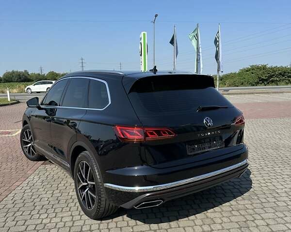 Черный Фольксваген Туарег, объемом двигателя 2.97 л и пробегом 2 тыс. км за 73000 $, фото 5 на Automoto.ua