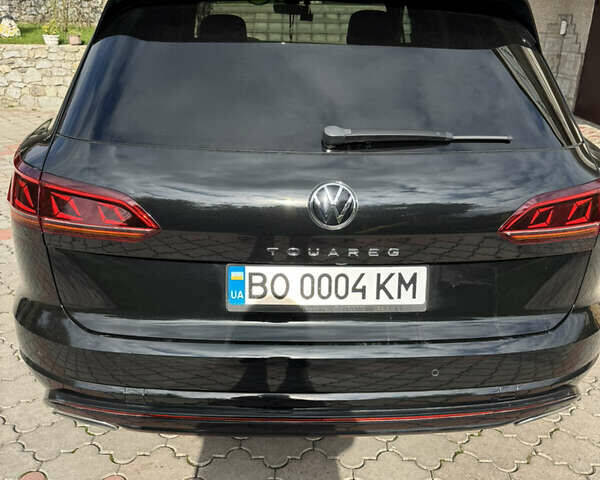 Черный Фольксваген Туарег, объемом двигателя 2.99 л и пробегом 80 тыс. км за 63000 $, фото 2 на Automoto.ua