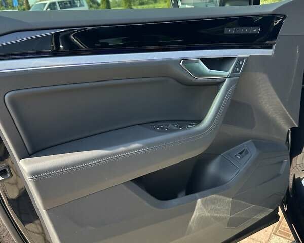 Черный Фольксваген Туарег, объемом двигателя 2.97 л и пробегом 2 тыс. км за 73000 $, фото 28 на Automoto.ua