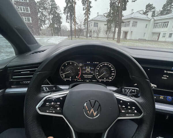 Черный Фольксваген Туарег, объемом двигателя 3 л и пробегом 70 тыс. км за 60000 $, фото 22 на Automoto.ua