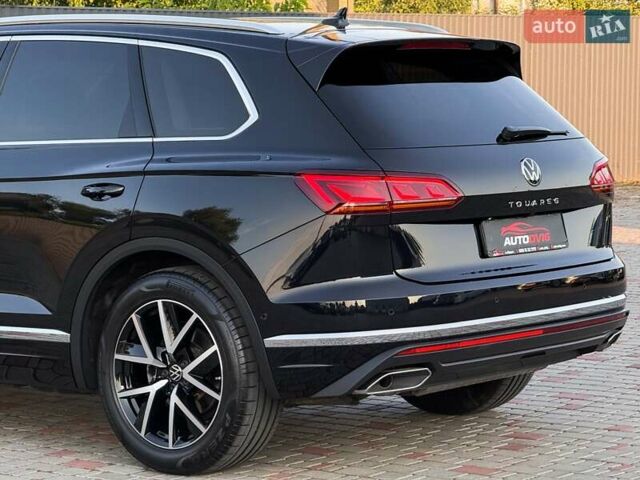 Черный Фольксваген Туарег, объемом двигателя 3 л и пробегом 142 тыс. км за 55999 $, фото 19 на Automoto.ua