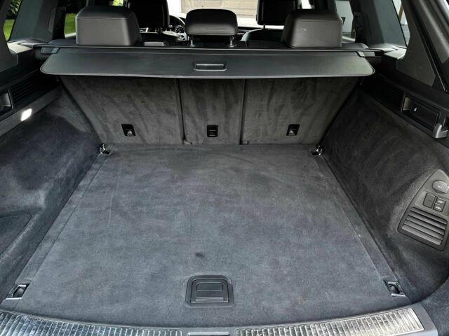 Черный Фольксваген Туарег, объемом двигателя 3 л и пробегом 21 тыс. км за 30000 $, фото 11 на Automoto.ua