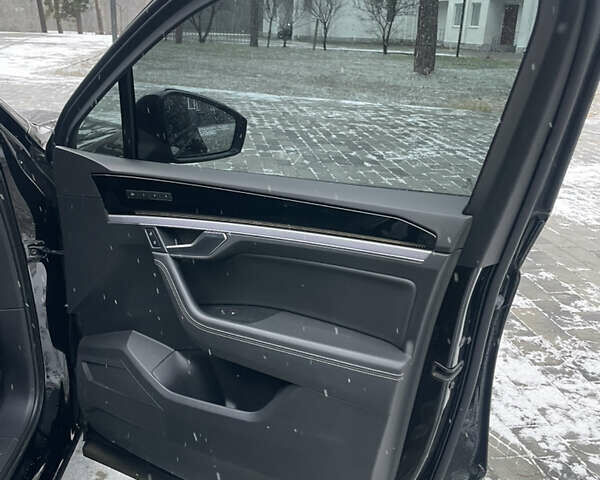 Черный Фольксваген Туарег, объемом двигателя 3 л и пробегом 70 тыс. км за 60000 $, фото 26 на Automoto.ua